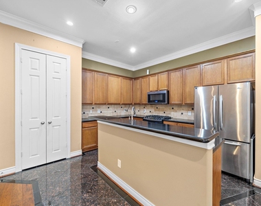 2927 Clinton Drive - Photo Thumbnail 6