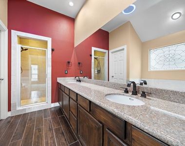 2927 Clinton Drive - Photo Thumbnail 17