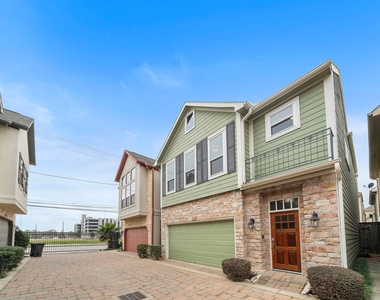 2927 Clinton Drive - Photo Thumbnail 1