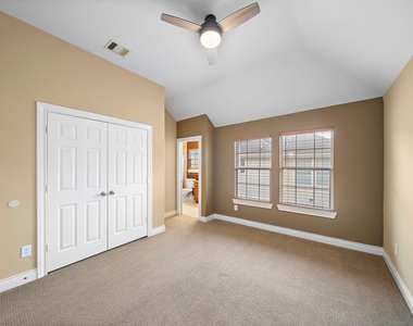 2927 Clinton Drive - Photo Thumbnail 10