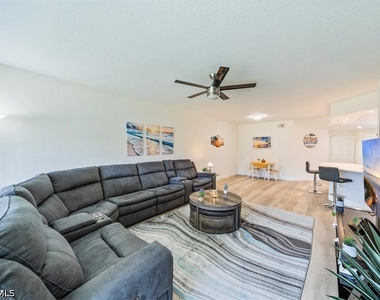 6914 Satinleaf Road N - Photo Thumbnail 2