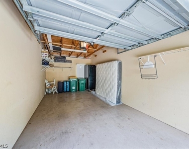 6914 Satinleaf Road N - Photo Thumbnail 25