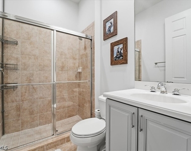 7842 Hawthorne Drive - Photo Thumbnail 28