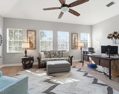 7842 Hawthorne Drive - Photo Thumbnail 26