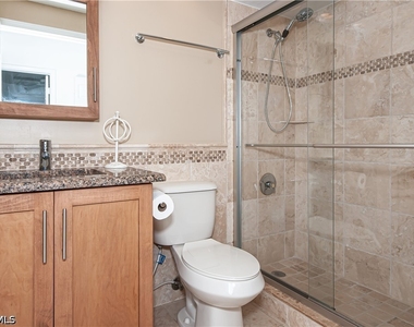 2516 Orchid Bay Drive - Photo Thumbnail 14