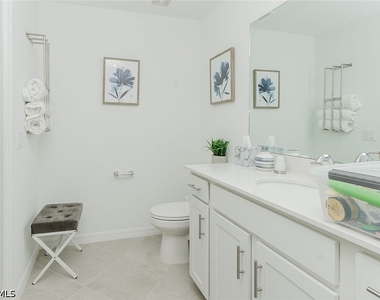 5749 Double Eagle Circle - Photo Thumbnail 10