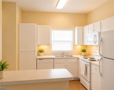 10710 San Tropez Circle - Photo Thumbnail 2