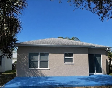 10710 San Tropez Circle - Photo Thumbnail 7