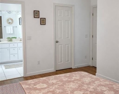 10710 San Tropez Circle - Photo Thumbnail 5