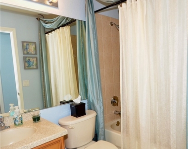 10307 Heritage Bay Boulevard - Photo Thumbnail 14