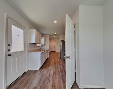 18907 Jasper Ridge Drive - Photo Thumbnail 3