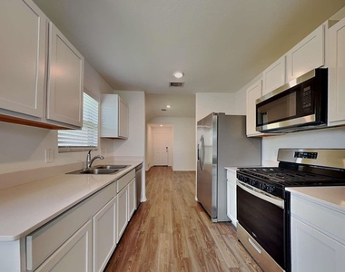 18907 Jasper Ridge Drive - Photo Thumbnail 4