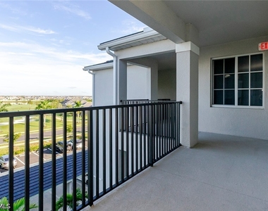 5527 Double Eagle Circle - Photo Thumbnail 20