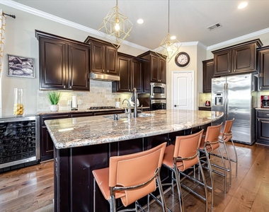 6 Camplight Court - Photo Thumbnail 13
