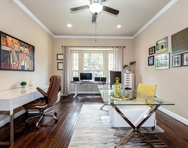 6 Camplight Court - Photo Thumbnail 4