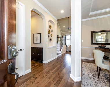 6 Camplight Court - Photo Thumbnail 3