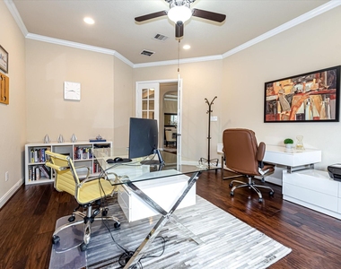 6 Camplight Court - Photo Thumbnail 5