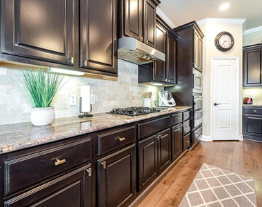 6 Camplight Court - Photo Thumbnail 14