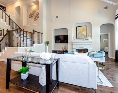 6 Camplight Court - Photo Thumbnail 10