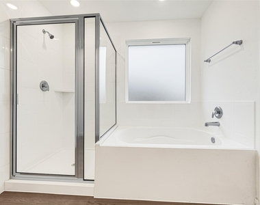 9114 Sunset Marina Way - Photo Thumbnail 23
