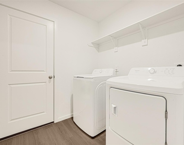 9114 Sunset Marina Way - Photo Thumbnail 17