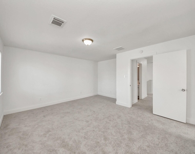 20623 Patriot Park Lane - Photo Thumbnail 21