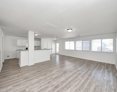 20623 Patriot Park Lane - Photo Thumbnail 9