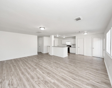 20623 Patriot Park Lane - Photo Thumbnail 10