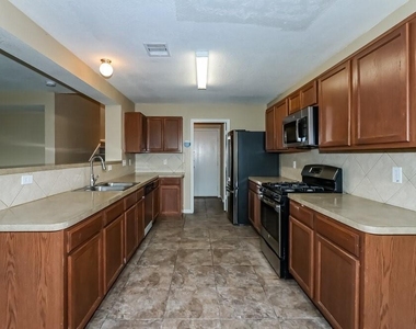 20710 Tayman Oaks Drive - Photo Thumbnail 5