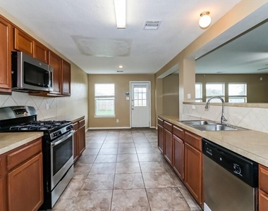 20710 Tayman Oaks Drive - Photo Thumbnail 6