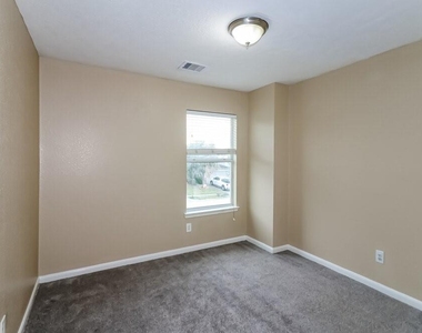 20710 Tayman Oaks Drive - Photo Thumbnail 11