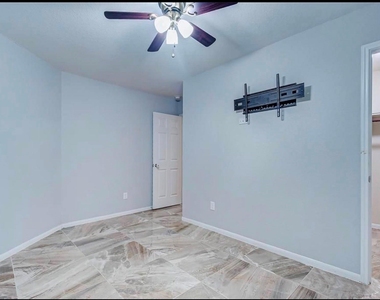3042 Thicket Path Way - Photo Thumbnail 13