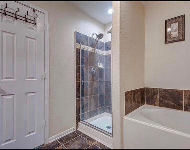 3042 Thicket Path Way - Photo Thumbnail 11