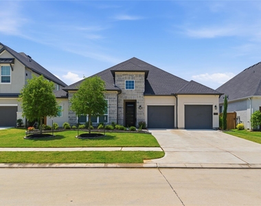 13715 Aventino Pointe Drive - Photo Thumbnail 1
