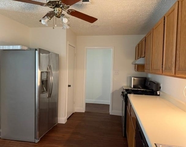 1805 Wycliffe Drive - Photo Thumbnail 7