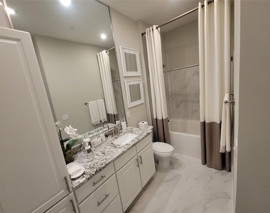 2111 Austin Street - Photo Thumbnail 5