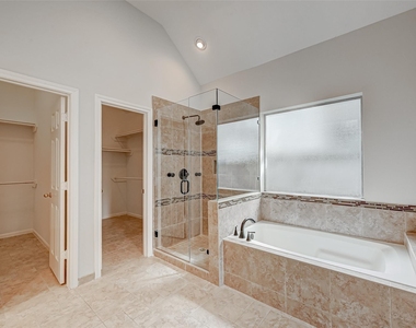 4126 Surreydon Drive - Photo Thumbnail 17