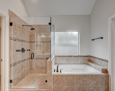 4126 Surreydon Drive - Photo Thumbnail 18