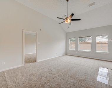 4126 Surreydon Drive - Photo Thumbnail 2