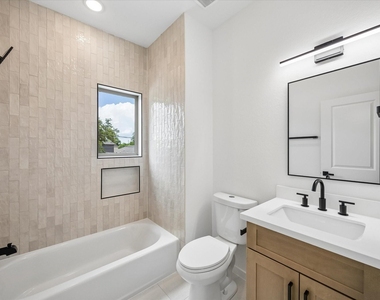 8129 Safebuy Street - Photo Thumbnail 6