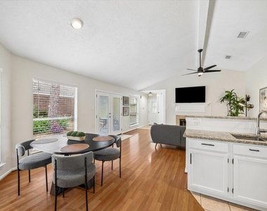 30 Camberwell Court - Photo Thumbnail 6