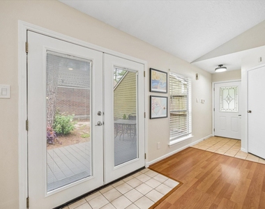 30 Camberwell Court - Photo Thumbnail 4
