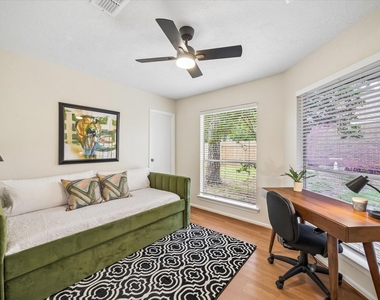 30 Camberwell Court - Photo Thumbnail 19