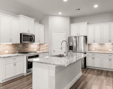31214 Raleigh Creek Drive - Photo Thumbnail 12