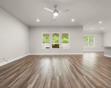 31214 Raleigh Creek Drive - Photo Thumbnail 7