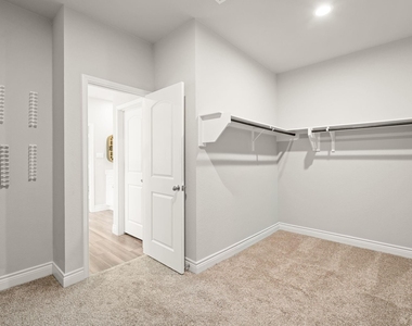31214 Raleigh Creek Drive - Photo Thumbnail 16