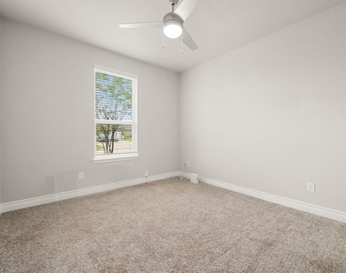 31214 Raleigh Creek Drive - Photo Thumbnail 17