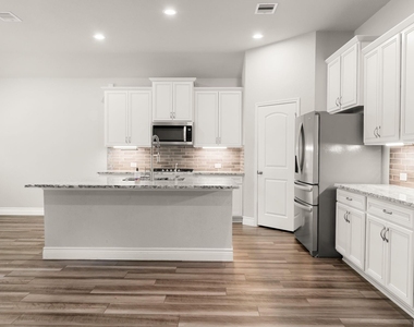 31214 Raleigh Creek Drive - Photo Thumbnail 5