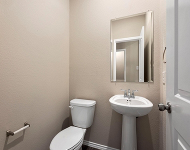 9278 Inland Leather Lane - Photo Thumbnail 14