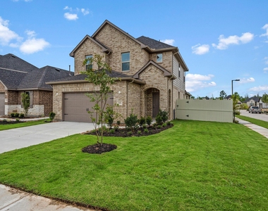 9278 Inland Leather Lane - Photo Thumbnail 2